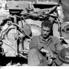 L3 35 Bundesarchiv Bild 101I-203-1691-21, Albanien, deutsche Soldaten, italienischer Panzer (5)